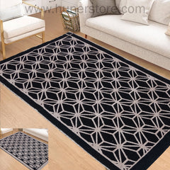 Honeycomb Style - Black & Beige (4ft x 6Ft)