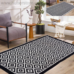 Rhombus Style - Black & White (4ft x 6Ft)