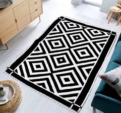 Rhombus 2.5 ft'x4 ft' II