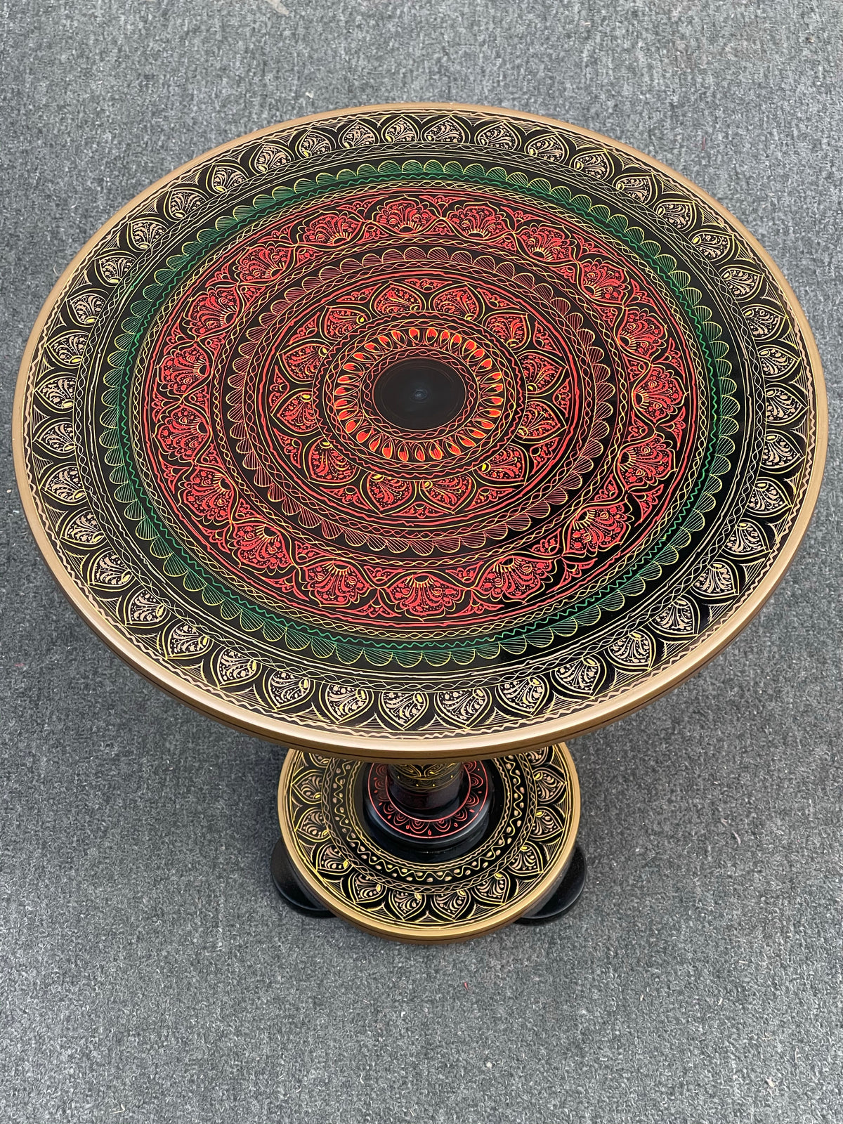 Artistic Table with Nakshi Art Top- Red &Green 18"